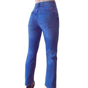 Vintage Western High Rise Wrangler Blue Jeans 28”
